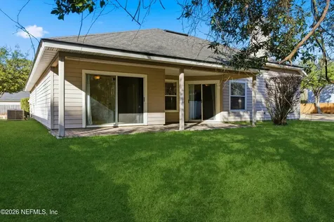 498 Bridgeport Court Jacksonville FL 32218