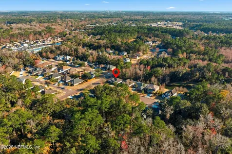 498 Bridgeport Court Jacksonville FL 32218