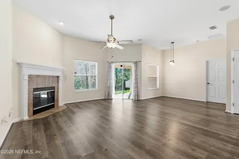 498 Bridgeport Court Jacksonville FL 32218
