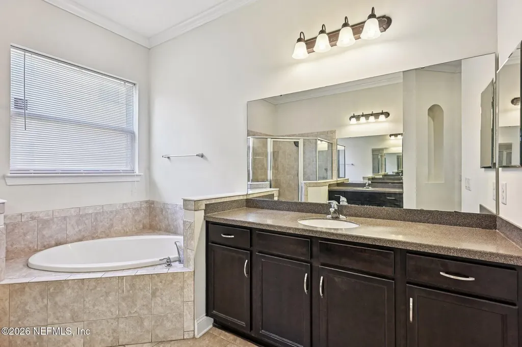 4294 Summerton Oaks Circle Jacksonville FL 32223