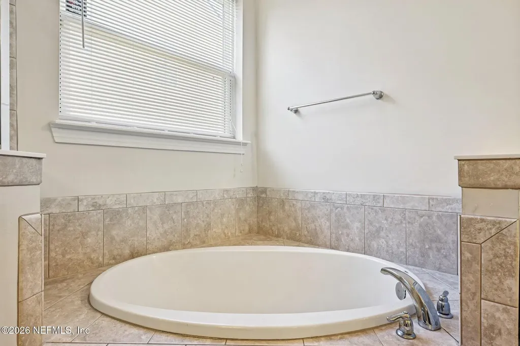 4294 Summerton Oaks Circle Jacksonville FL 32223