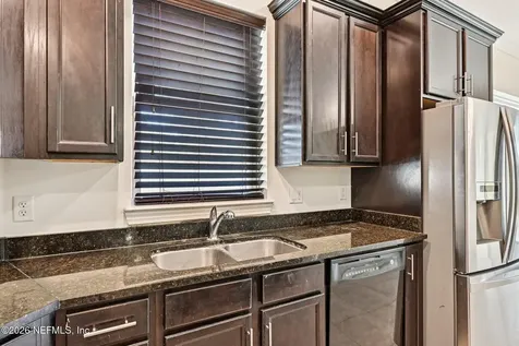 4294 Summerton Oaks Circle Jacksonville FL 32223