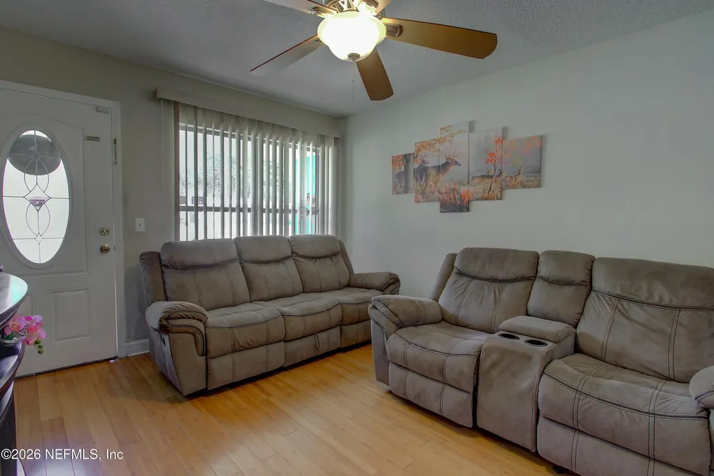 6232 Spring Forest Circle Jacksonville FL 32216