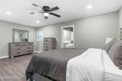4409 Street Johns Avenue Jacksonville FL 32210