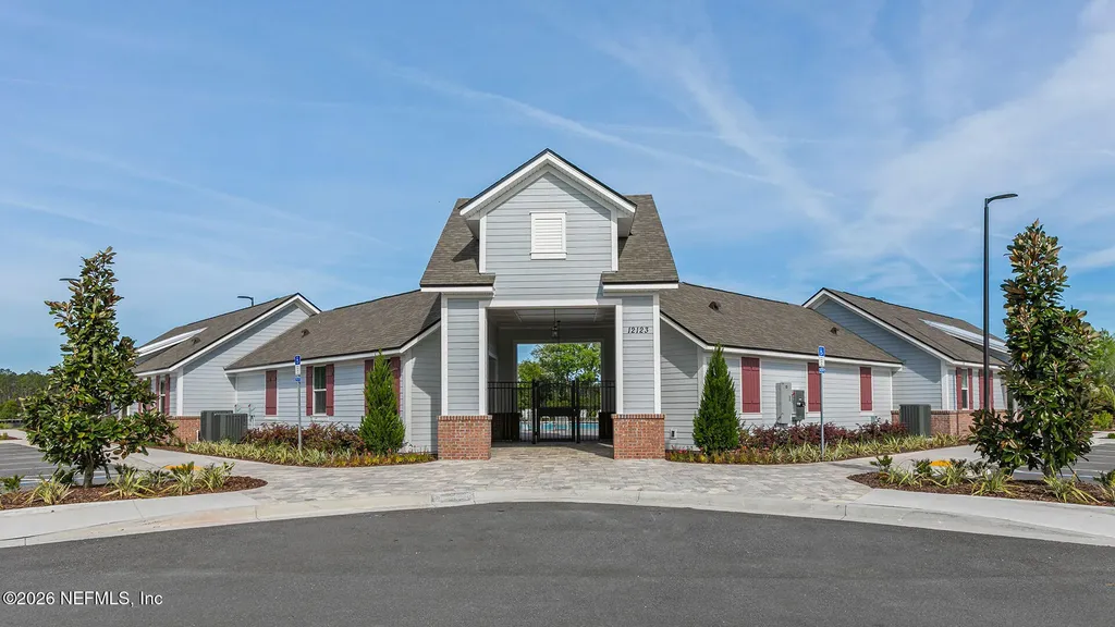 5454 Summer Bud Court Jacksonville FL 32219