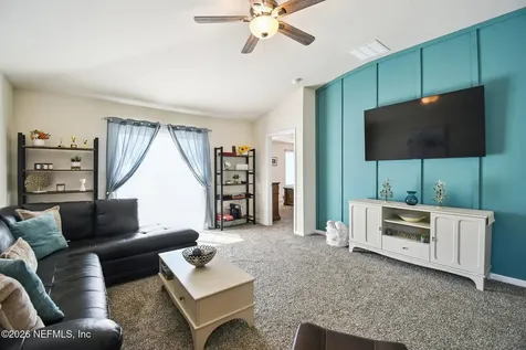 2427 Falling Star Lane Green Cove Springs FL 32043