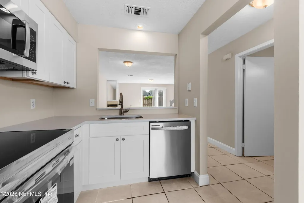 4259 Polo Court Jacksonville FL 32277