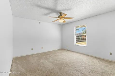 2248 Hammock Oaks Drive N Jacksonville FL 32223