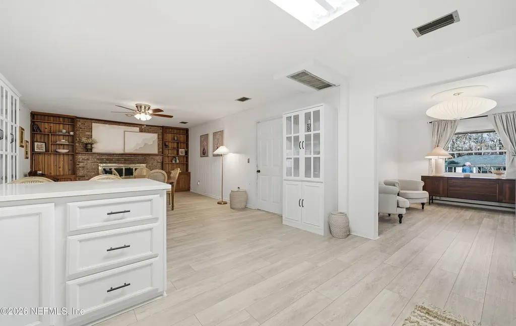 5239 Peggy Lane Middleburg FL 32068