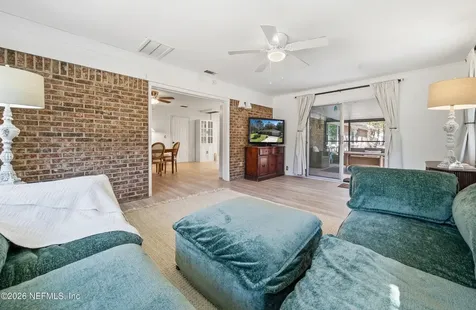 5239 Peggy Lane Middleburg FL 32068