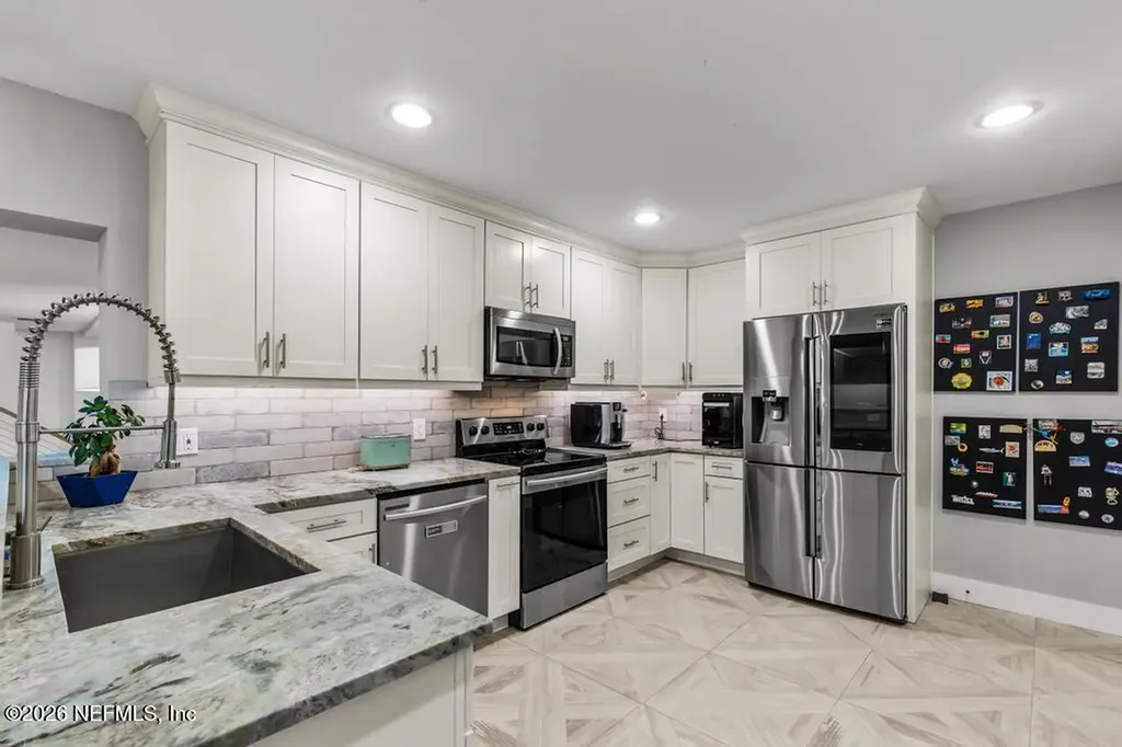 1602 7th Street N Jacksonville Beach FL 32250