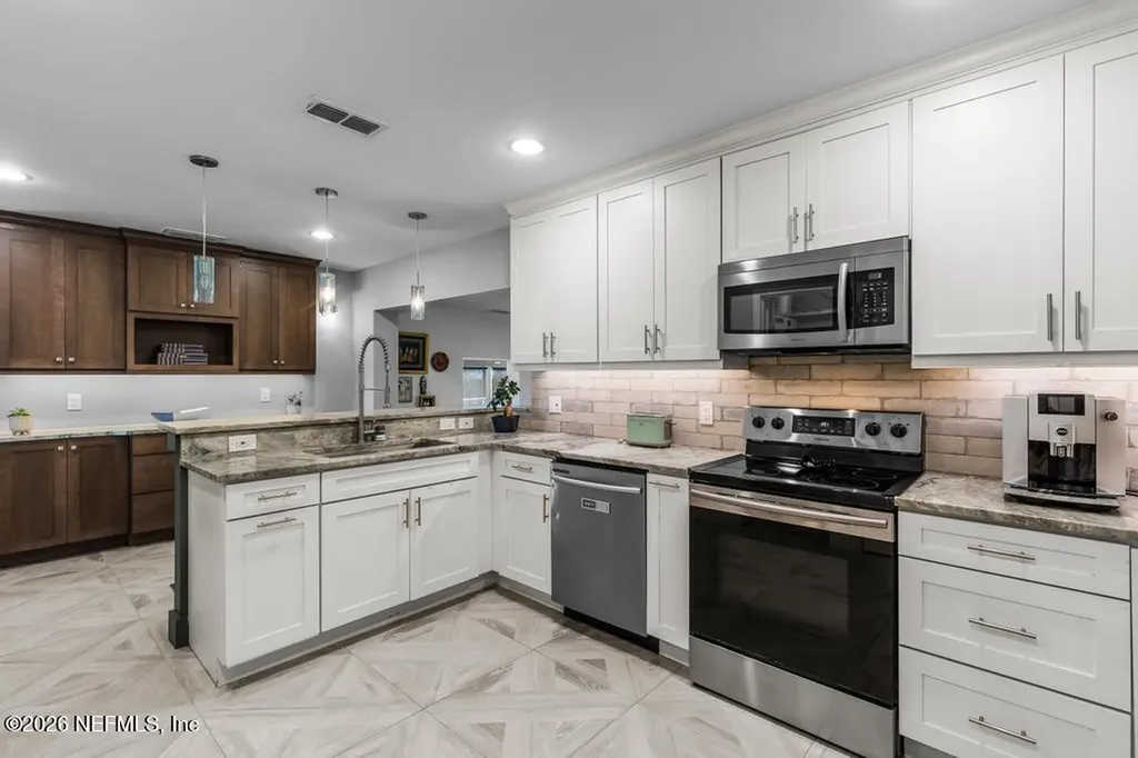 1602 7th Street N Jacksonville Beach FL 32250