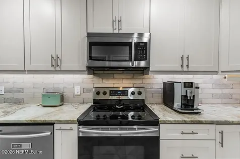 1602 7th Street N Jacksonville Beach FL 32250