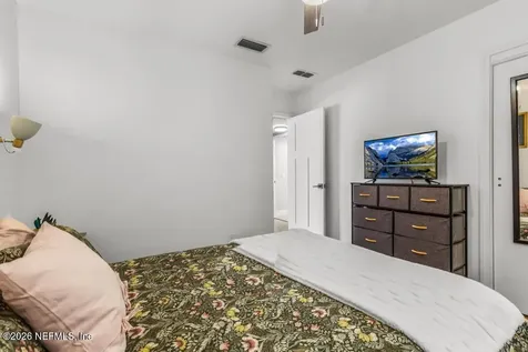 1602 7th Street N Jacksonville Beach FL 32250