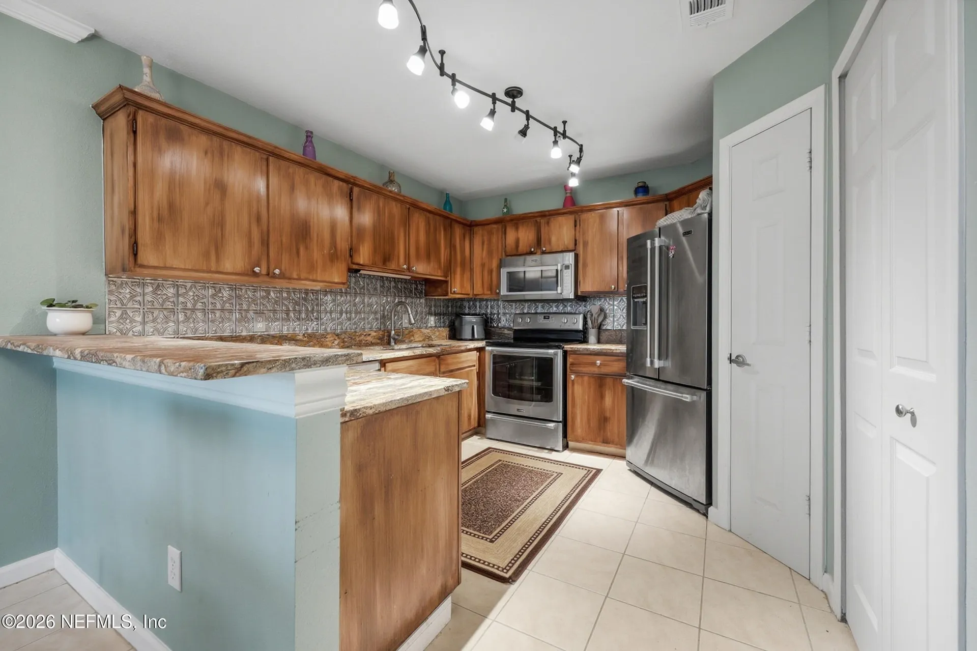 1701 The Greens Way Jacksonville Beach FL 32250