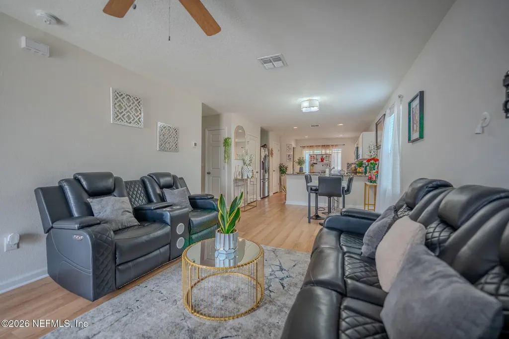 546 Monty Lane Jacksonville FL 32225