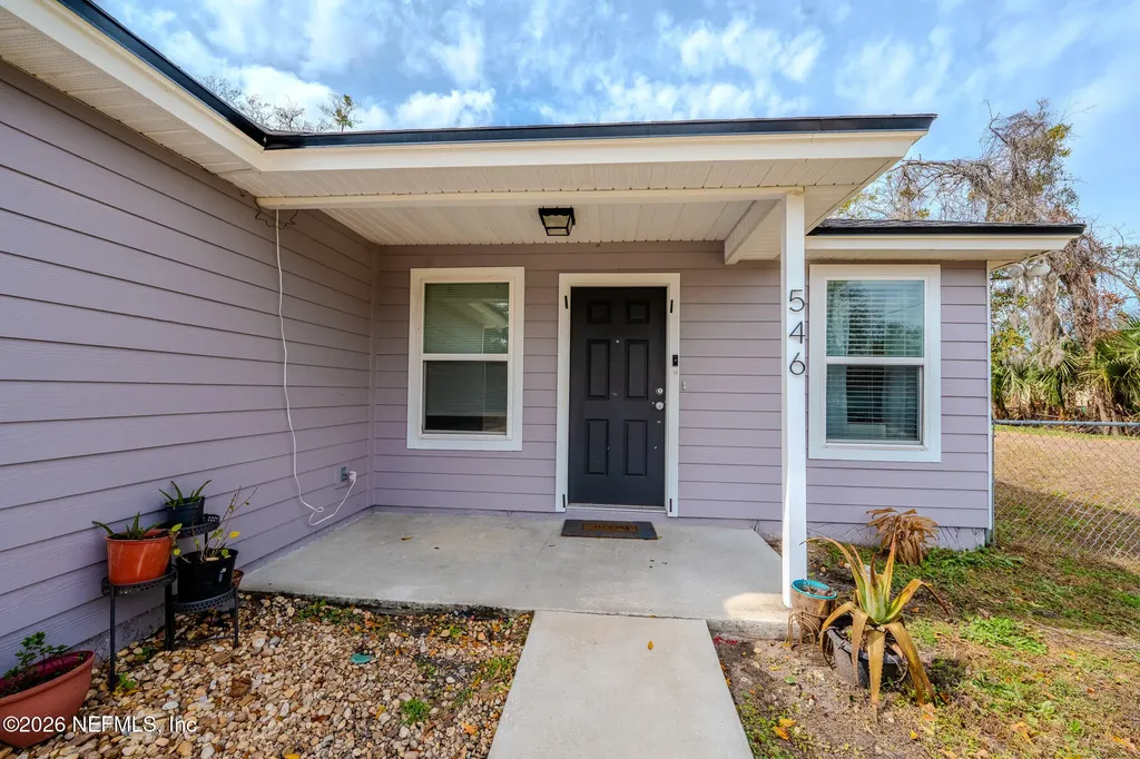 546 Monty Lane Jacksonville FL 32225