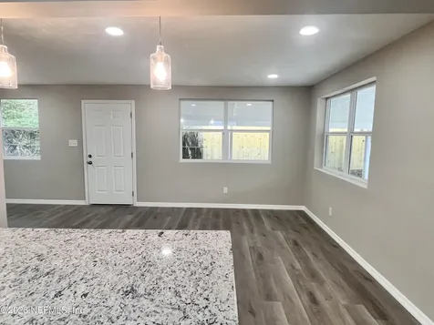 1274 Lake Shore Boulevard Jacksonville FL 32205