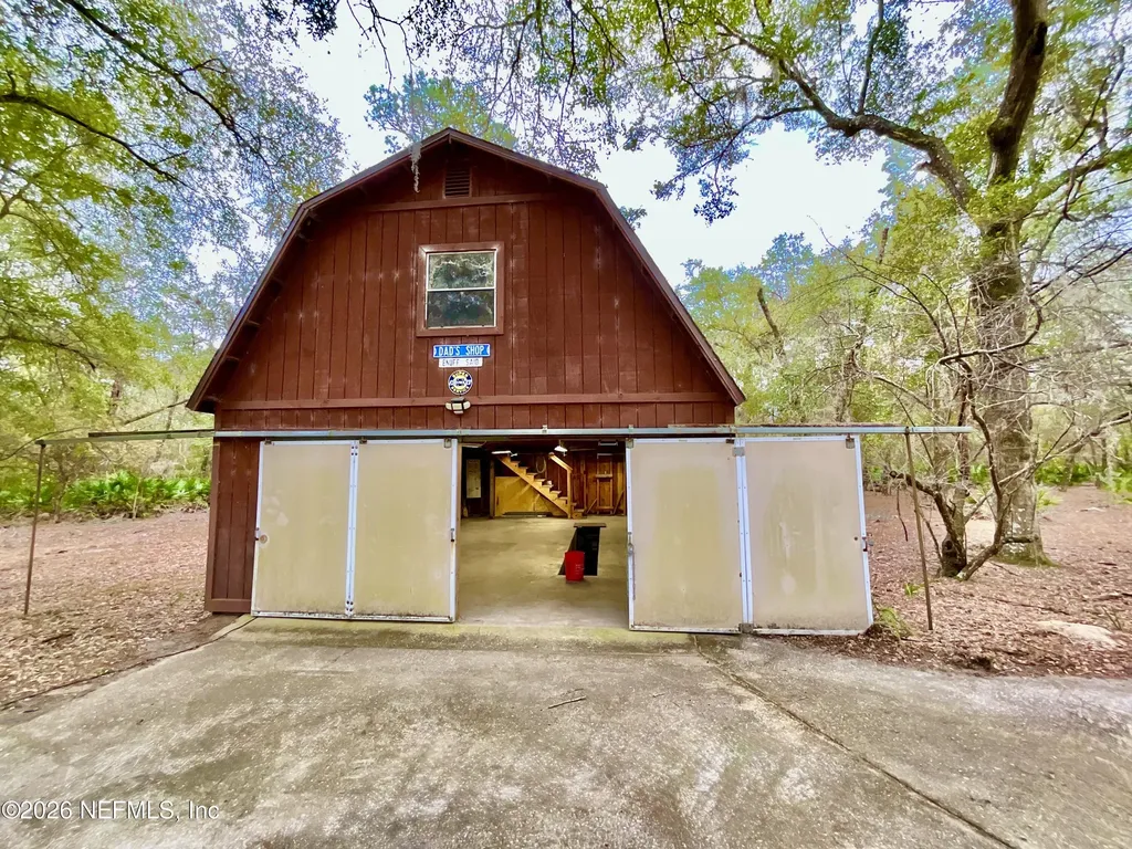 141 Tucker Lake Road Melrose FL 32666