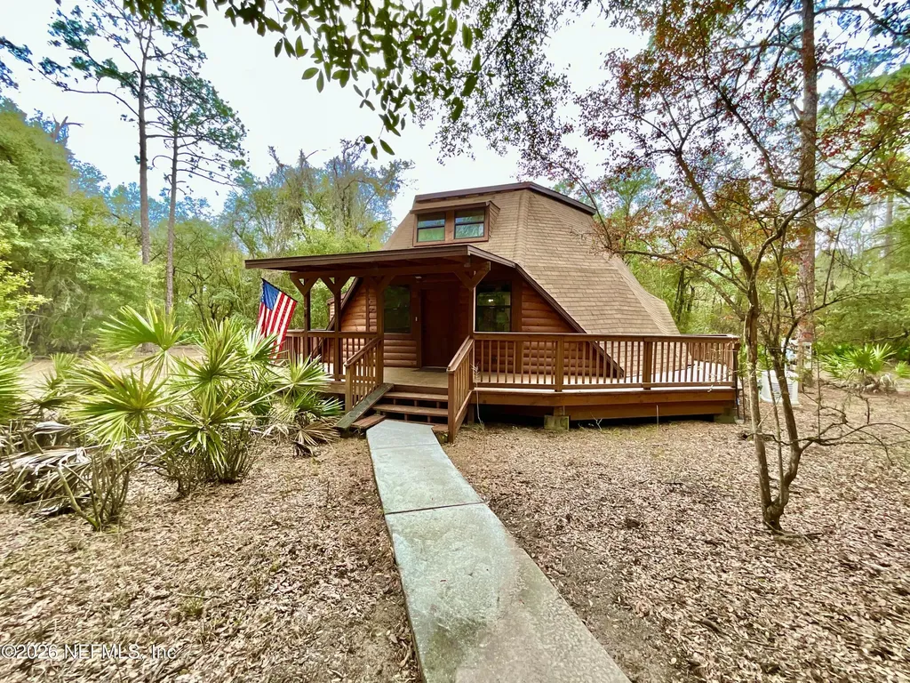 141 Tucker Lake Road Melrose FL 32666