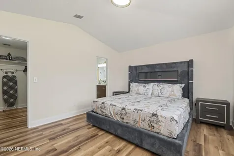 2658 Sam Houston Place Jacksonville FL 32246