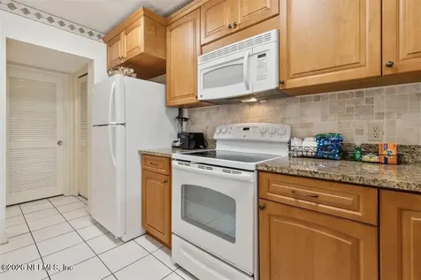 2004 Beach Wood Road Fernandina Beach FL 32034