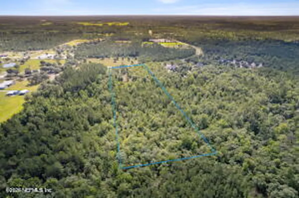 14014 Dunroven Drive Bryceville FL 32009
