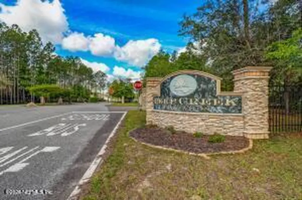 14014 Dunroven Drive Bryceville FL 32009