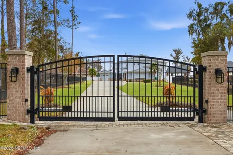 5713 Crosswinds Circle St. Augustine FL 32092
