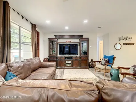 460 Lobelia Road St. Augustine FL 32086