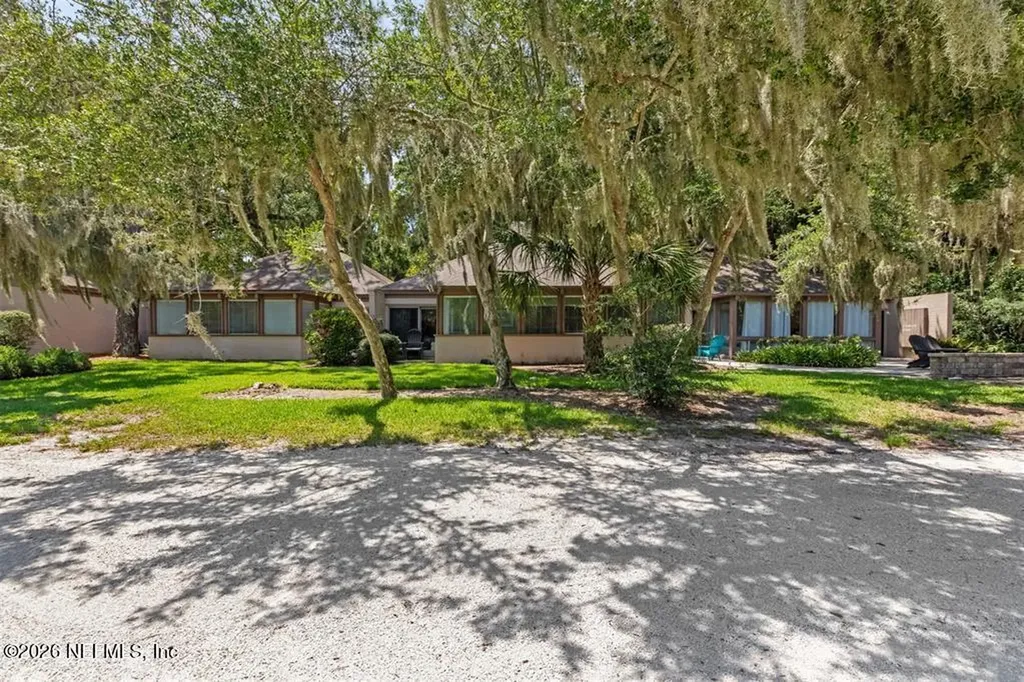 3328 Sea Marsh Road Fernandina Beach FL 32034