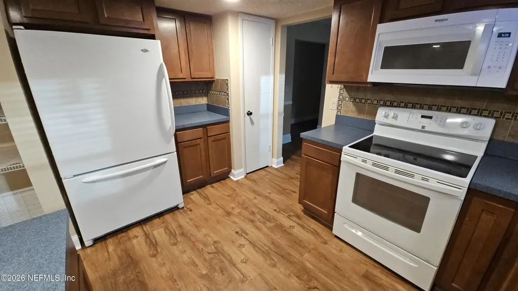 4978 Lofty Pines Circle W Jacksonville FL 32210