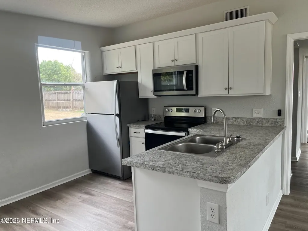 10547 Briarcliff Road E Jacksonville FL 32218