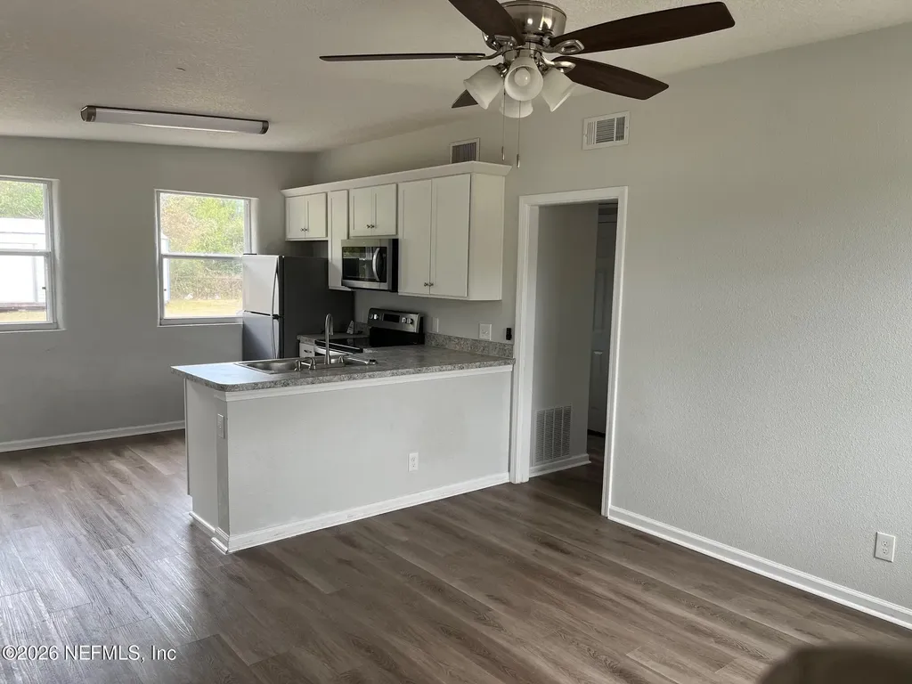 10547 Briarcliff Road E Jacksonville FL 32218