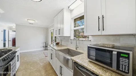 5480 Cedar Point Road Jacksonville FL 32226