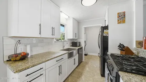 5480 Cedar Point Road Jacksonville FL 32226