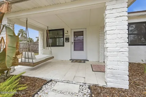 1203 16th Avenue N Jacksonville Beach FL 32250