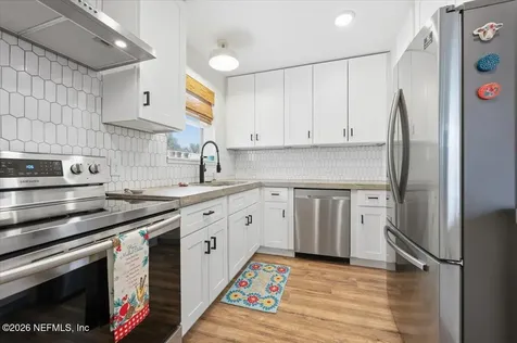 1203 16th Avenue N Jacksonville Beach FL 32250
