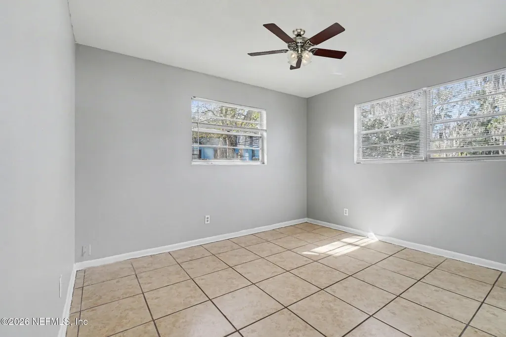 4852 Hatteras Road Jacksonville FL 32208