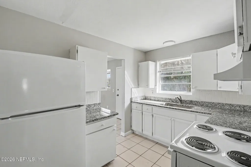 4852 Hatteras Road Jacksonville FL 32208