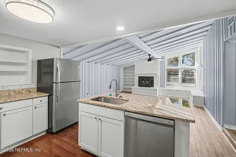 1113 Fountain Road Jacksonville FL 32205