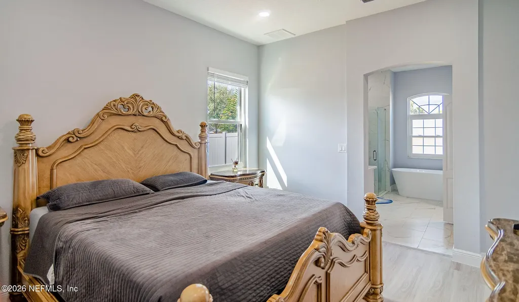 868 Huntington Street NE Palm Bay FL 32907