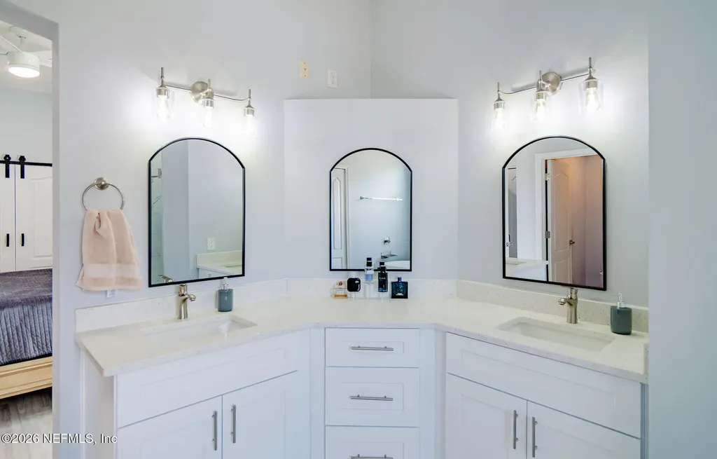 868 Huntington Street NE Palm Bay FL 32907