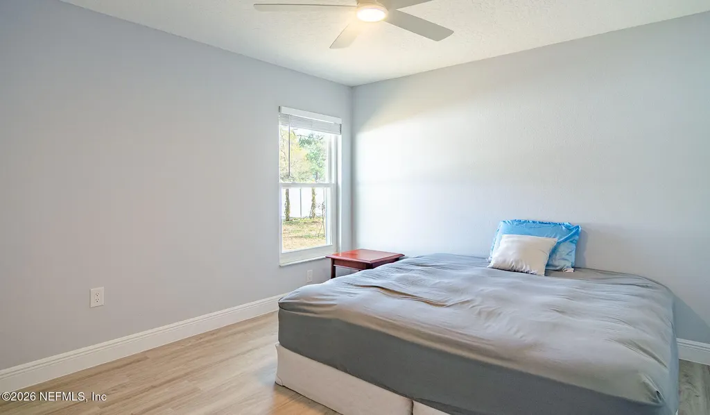 868 Huntington Street NE Palm Bay FL 32907