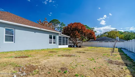 868 Huntington Street NE Palm Bay FL 32907