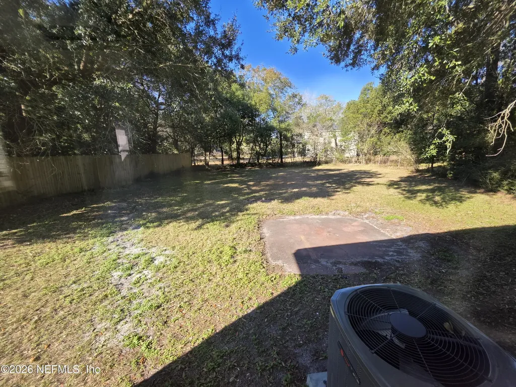 1938 Leon Road Jacksonville FL 32246