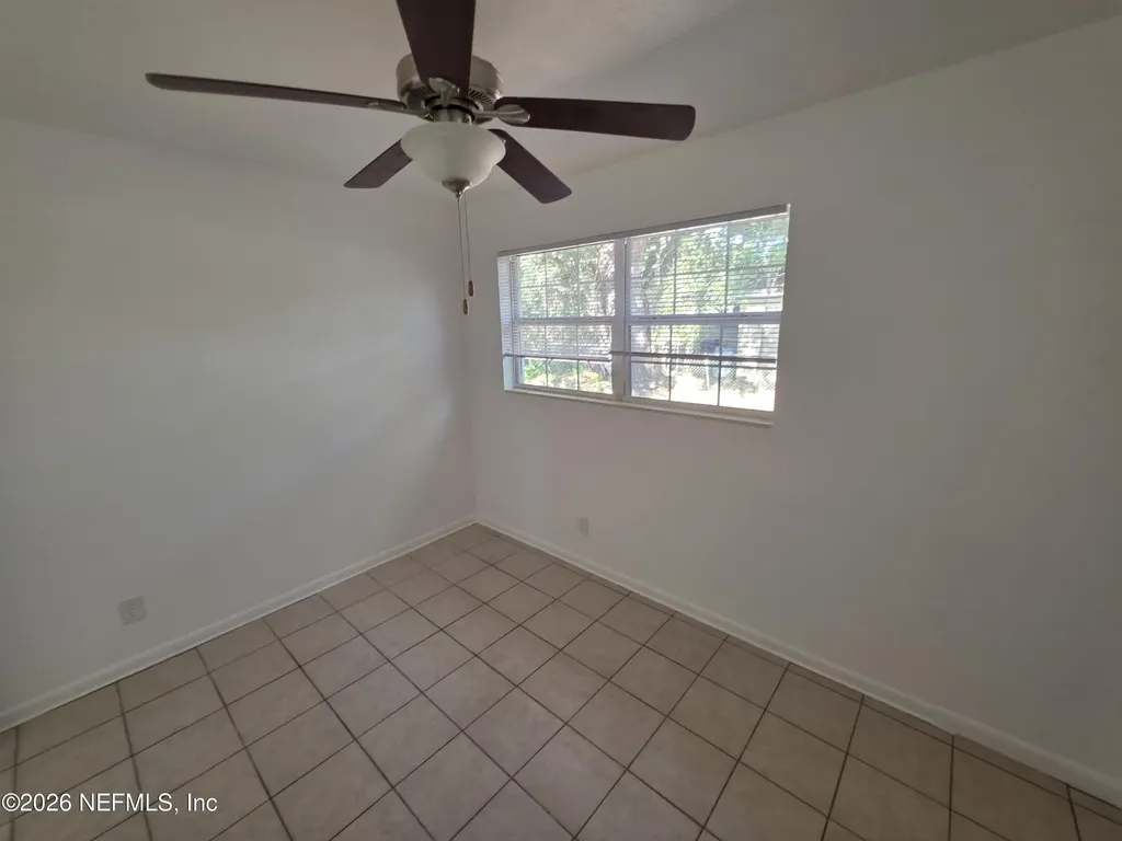 1938 Leon Road Jacksonville FL 32246