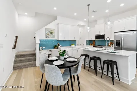 11454 White Cap Court Jacksonville FL 32256
