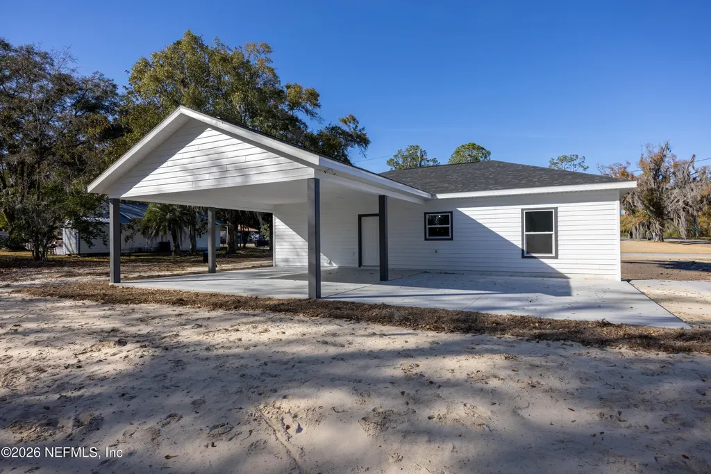 220 SW 3rd Lake Butler FL 32054