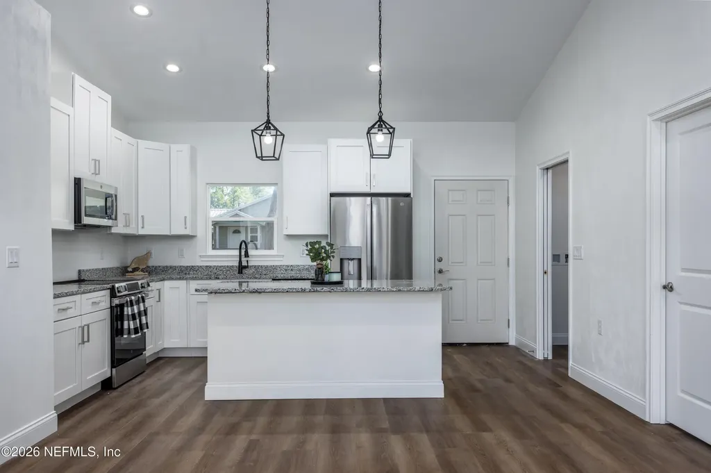 220 SW 3rd Lake Butler FL 32054